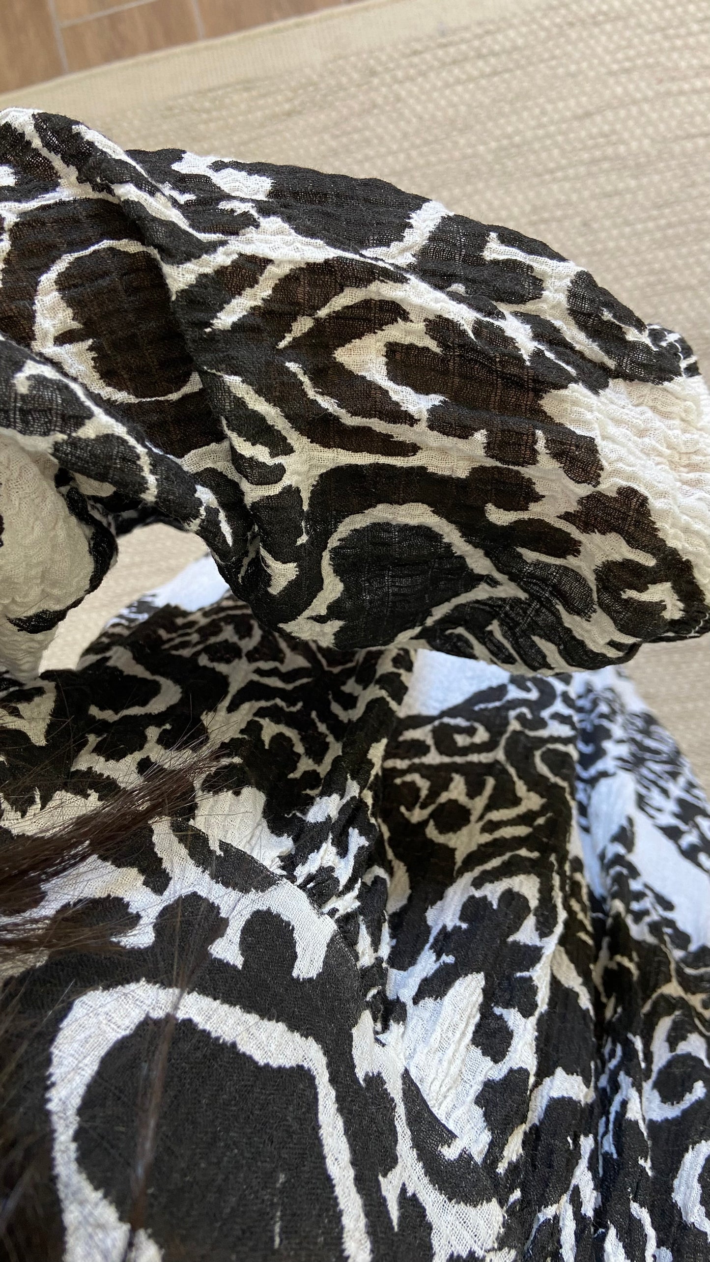 Robe midi motif noir