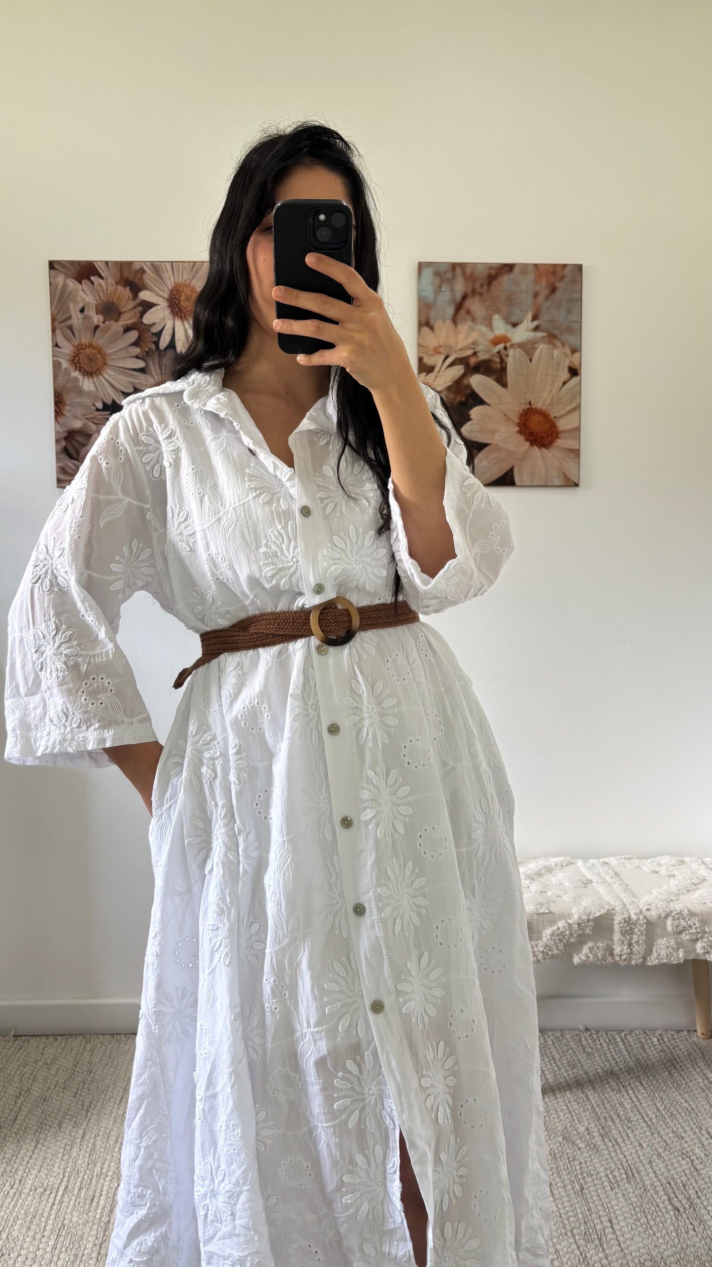 Robe ajourée blanche